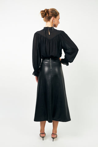 Lolly's Laundry Presley Blouse - Washed Black