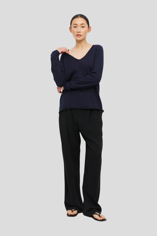 JHL V-Neck L/S Tee (Fine Cotton Cashmere) Navy