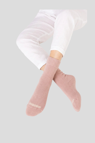 Nooan Yan Possum Merino Socks - Rose Water