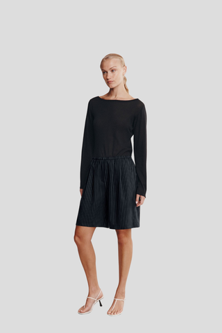 Marle Nara Short - Black Pinstripe