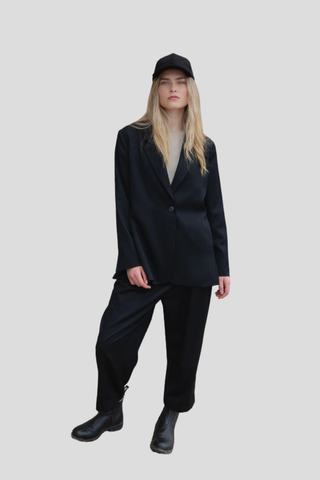 Sophie Pleated Pant - Black