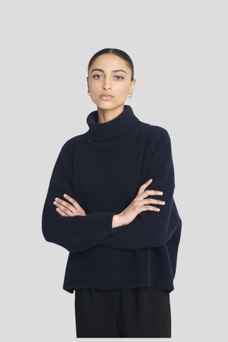 Twenty-Seven Names Futures Jumper - Navy
