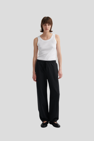 Kowtow Intent Trackpant - Charcoal