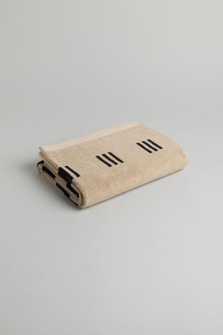 Baina Claremont - Bath Towel - Sand & Noir