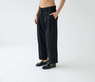 Sophie Pleated Pant - Black