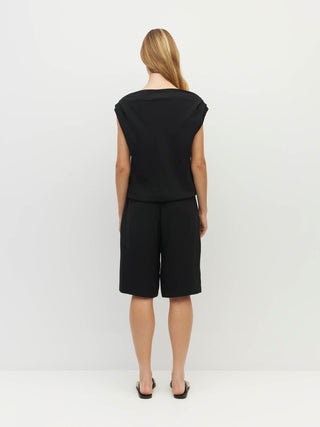 Juliette Hogan Koa Short (Luxe Suiting)  Black